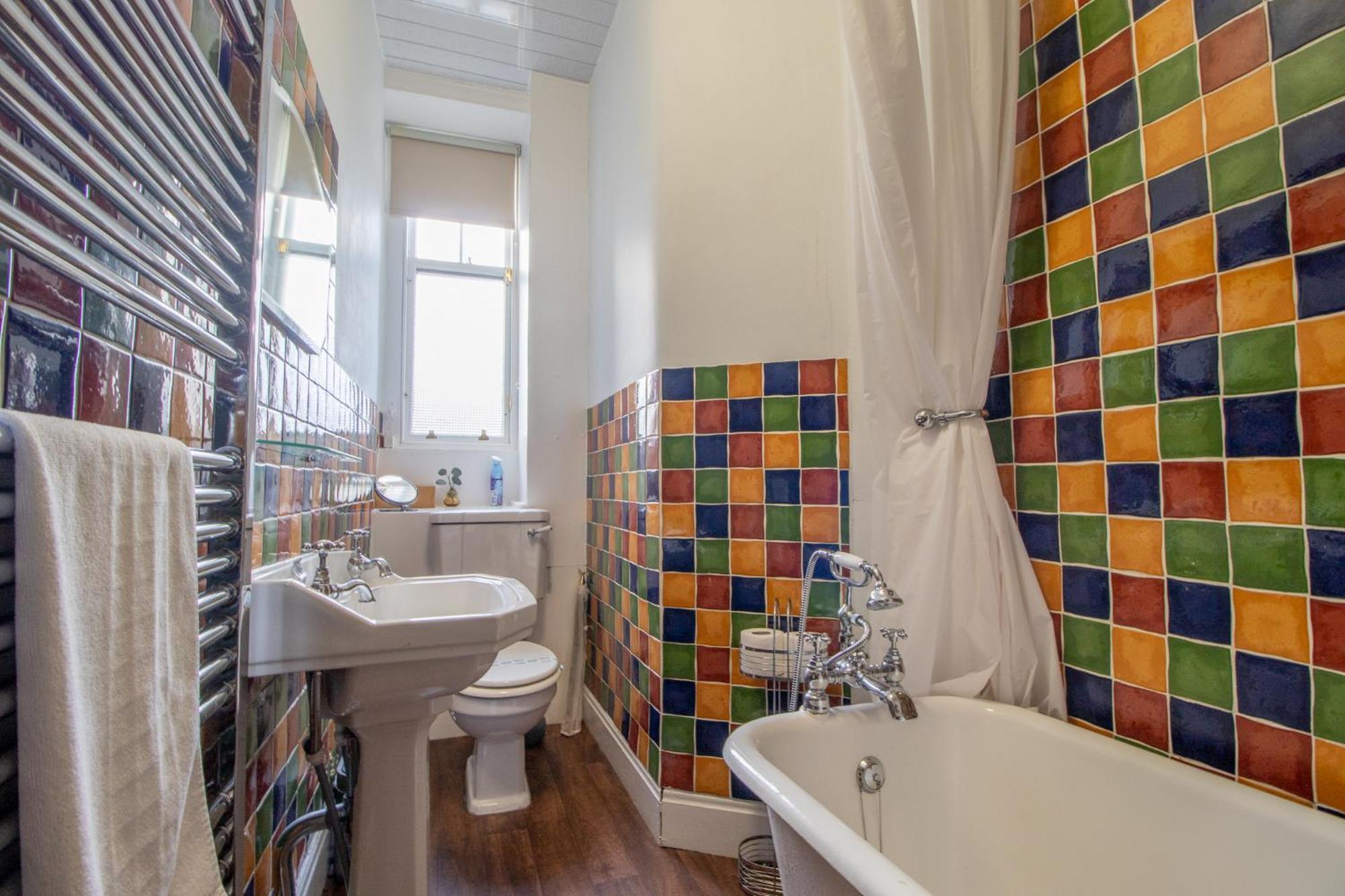Pass The Keys Beautiful, Traditional 2 Bed Flat W Free Parking Glasgow Exterior photo